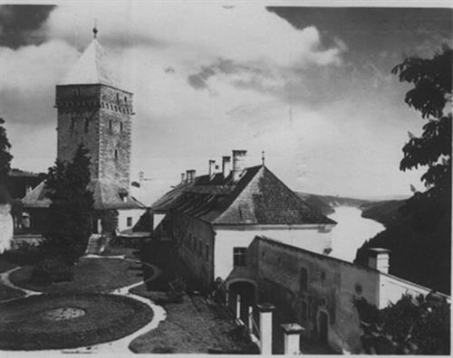 Schloss Neuhaus - Turnierhof im Jahr 1934
